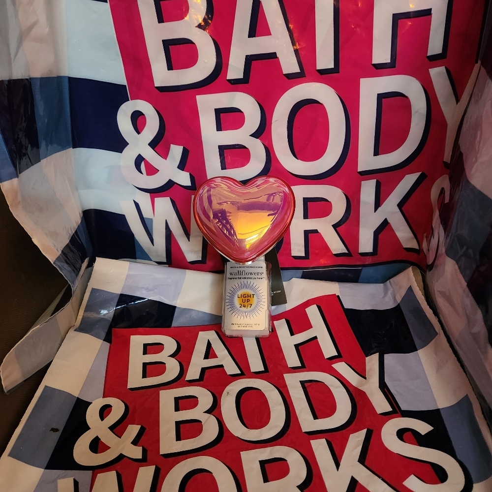 Bath and Body Works wallflower plug